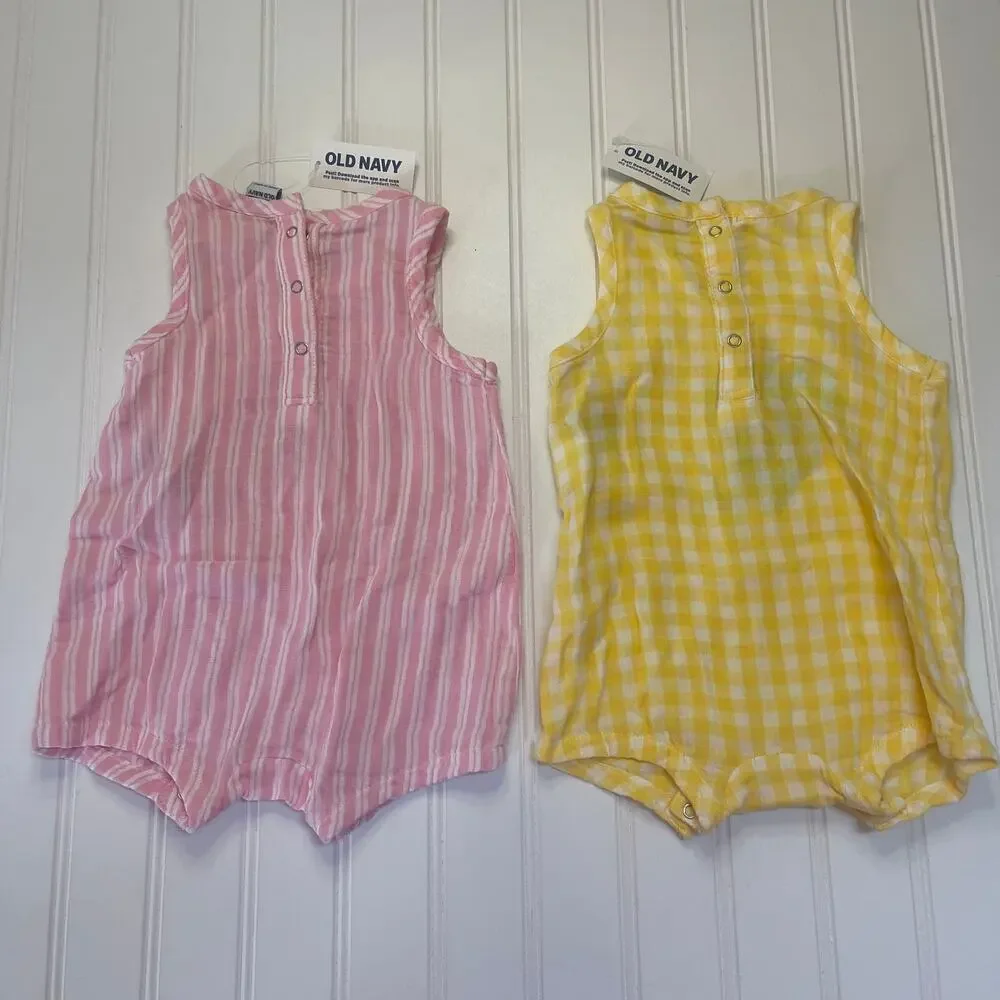 NWT Old Navy Berry Sweet Bee Happy Romper‎ Outfits Size Girls 0/3 Months